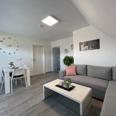 Moderne Wohnung Nah Am Cappenberger-See, 1-4 Gaeste Lünen Exterior foto